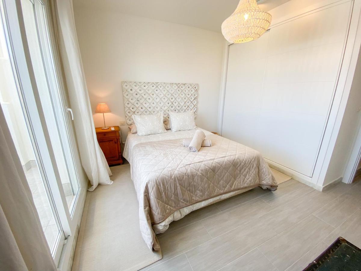 Tarifa Cozy House - Pool - Parking - Family Apartment ภายนอก รูปภาพ