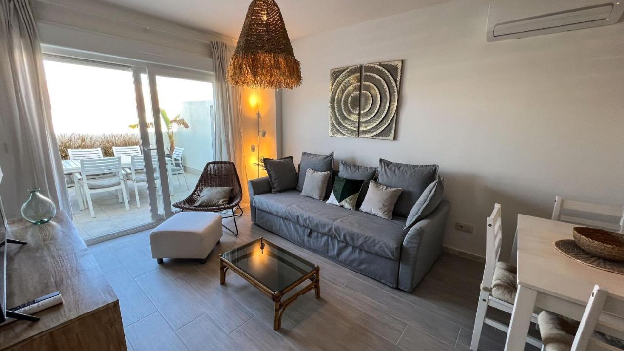 Tarifa Cozy House - Pool - Parking - Family Apartment ภายนอก รูปภาพ